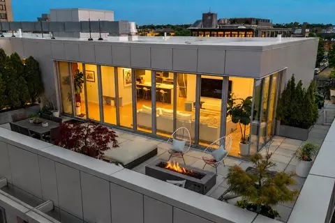 691 Massachusetts Ave #602, Boston, MA 02118