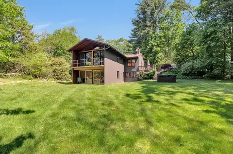552 Concord Ave, Lexington, MA 02421
