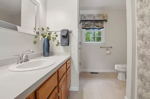 Bath - 69 Highland View Dr, Sutton, MA 01590 photo 2 of 3
