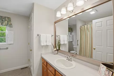 Bath - 69 Highland View Dr, Sutton, MA 01590 photo 3 of 3