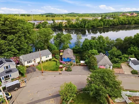 View/Area - 225 Riverside Dr, Dedham, MA 02026 photo 6 of 7