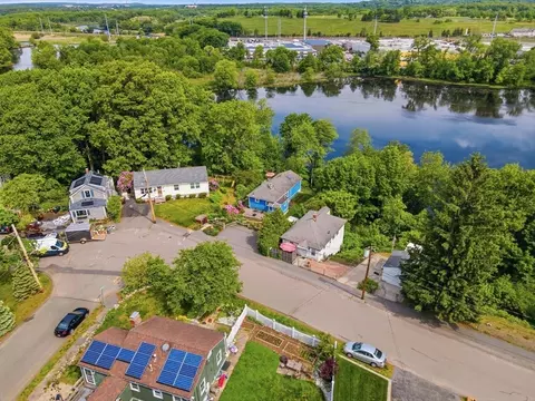 View/Area - 225 Riverside Dr, Dedham, MA 02026 photo 4 of 7