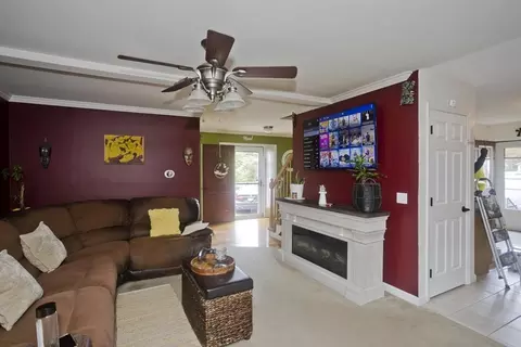 679 Parker St, Springfield, MA 01129 photo 18