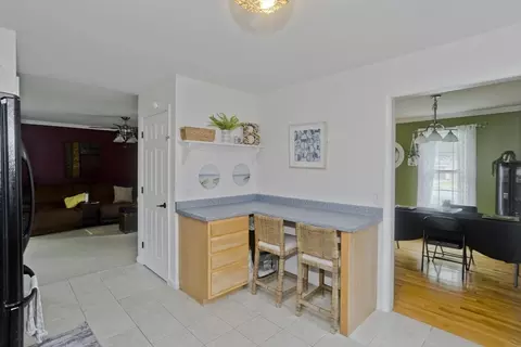 679 Parker St, Springfield, MA 01129 photo 12