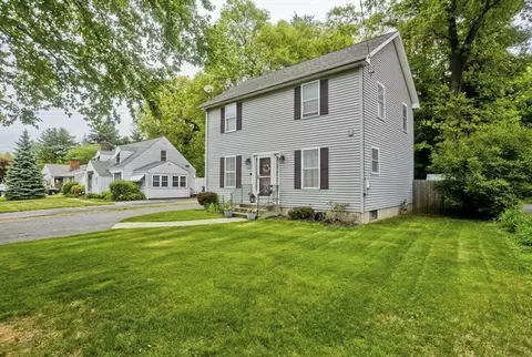 679 Parker St, Springfield, MA 01129 photo 3