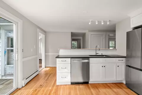 26 Tremont St, Maynard, MA 01754 photo 4