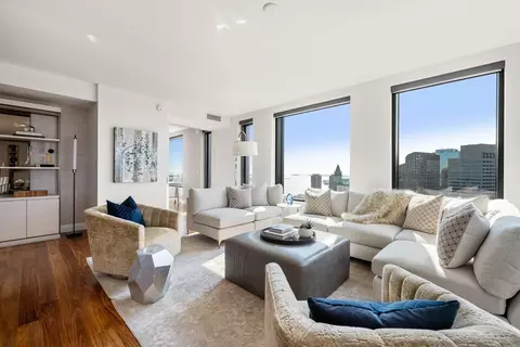 110 Sudbury St #4002, Boston, MA 02114