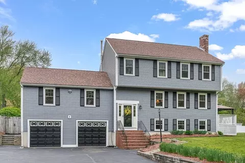 121 Mylod St, Walpole, MA 02081