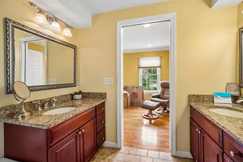 Other - 2 Berkley Cir, Hingham, MA 02043 photo 19 of 35