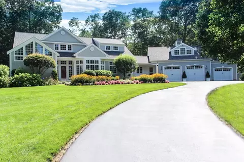 109 Cameron Way, Rehoboth, MA 02769