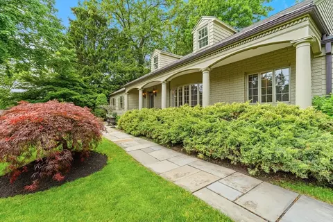 95 Longmeadow Rd, Belmont, MA 02478