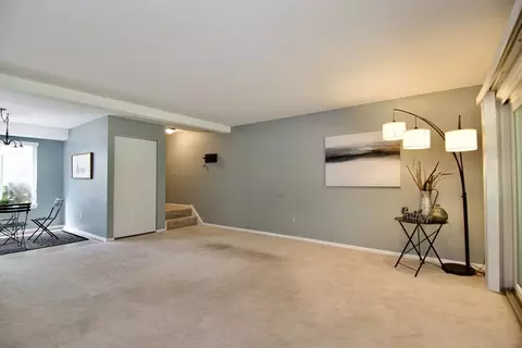 264 Nassau Dr #264, Springfield, MA 01129 photo 6