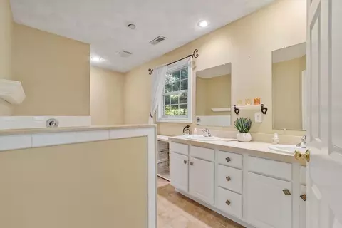 4 Forest St, Georgetown, MA 01833 photo 24