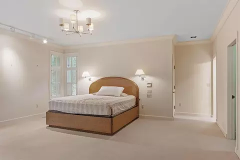 Bedroom - 10 Dick Dr, Worcester, MA 01609 photo 2 of 8