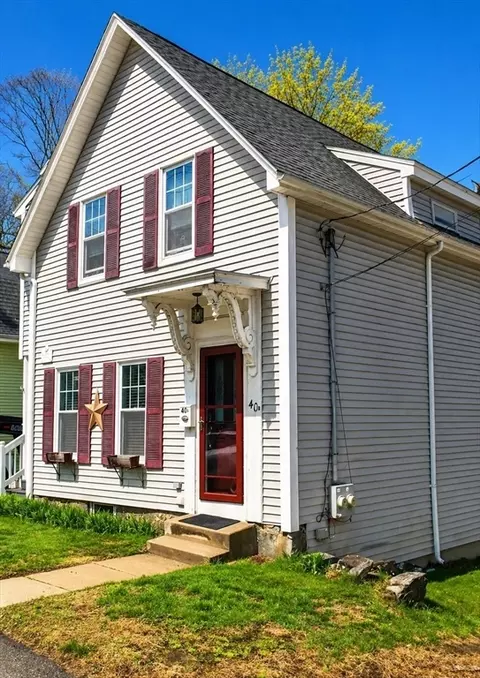 Exterior - 40 Wright St, Stoneham, MA 02180 photo 3 of 3