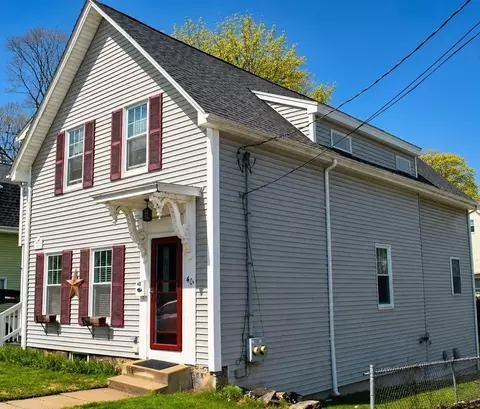 Exterior - 40 Wright St, Stoneham, MA 02180 photo 2 of 3
