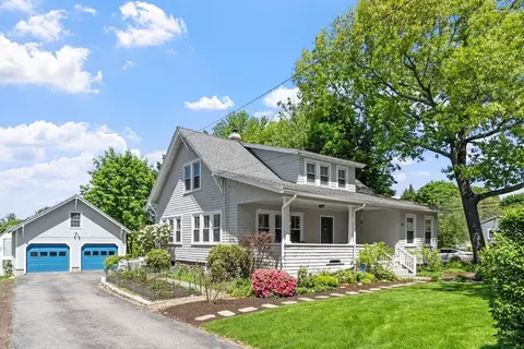 156 Elm St, Andover, MA 01810
