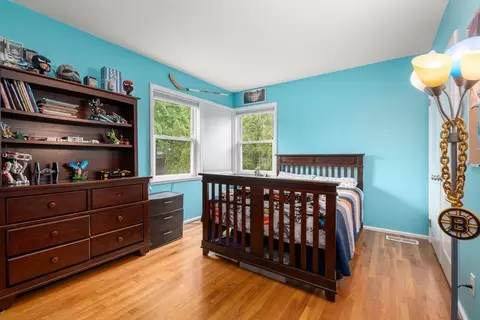 Bedroom - 32 Oak St, Stoneham, MA 02180 photo 2 of 3