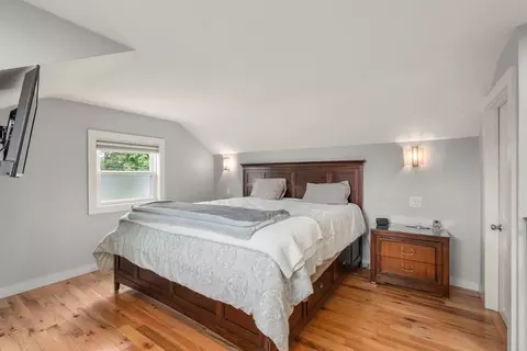 Bedroom - 32 Oak St, Stoneham, MA 02180 photo 1 of 3