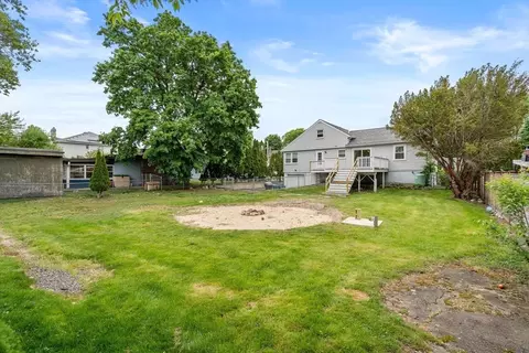 Exterior - 32 Oak St, Stoneham, MA 02180 photo 5 of 6