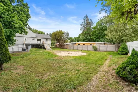 Exterior - 32 Oak St, Stoneham, MA 02180 photo 4 of 6