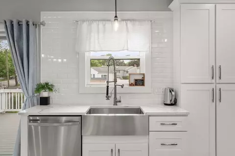 Kitchen - 32 Oak St, Stoneham, MA 02180 photo 3 of 4