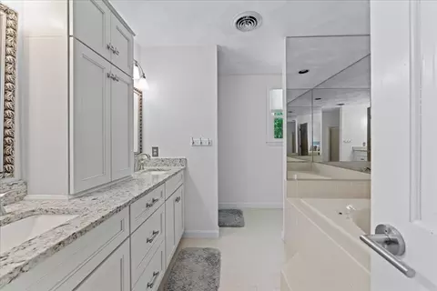 2 Harrison Pl, Franklin, MA 02038 photo 19