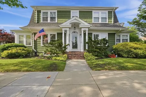 188 Archer St, Fall River, MA 02720