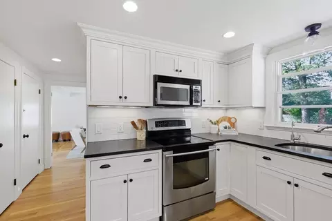 430 High Rock St, Needham, MA 02492 photo 11