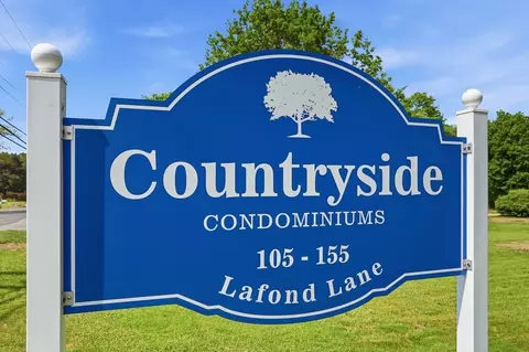 105 Lafond Ln #6, Dracut, MA 01826