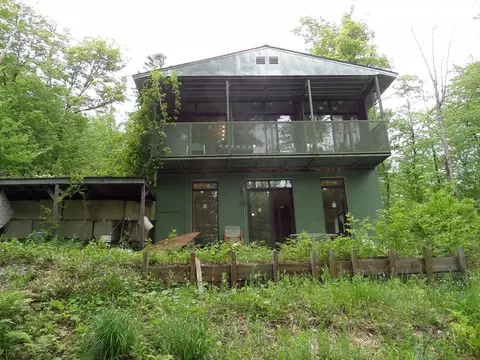 69 Cummington Rd, Worthington, MA 01098