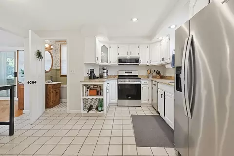 9 Commonwealth Ave, Dedham, MA 02026 photo 11