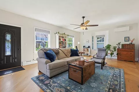 9 Commonwealth Ave, Dedham, MA 02026 photo 4