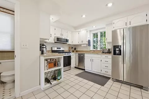 9 Commonwealth Ave, Dedham, MA 02026 photo 12