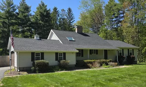 758 Country Club Rd, Greenfield, MA 01301