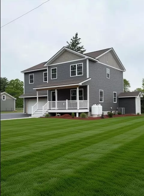 8 Emerald Ave, Westfield, MA 01085
