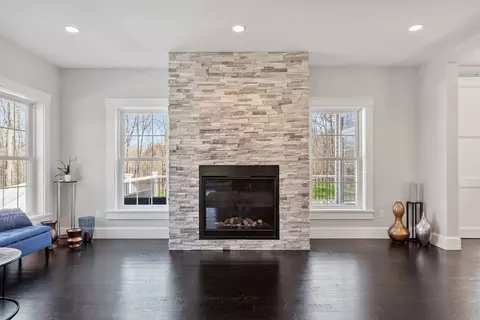 Living - 3 Toronto Ave, Gloucester, MA 01930 photo 1 of 1