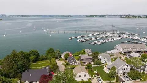 View/Area - 2 Circuit Ave, Hull, MA 02045 photo 3 of 11