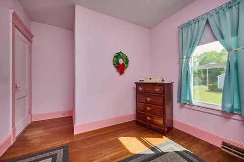 52 Knipfer Ave, Easthampton, MA 01027 photo 16