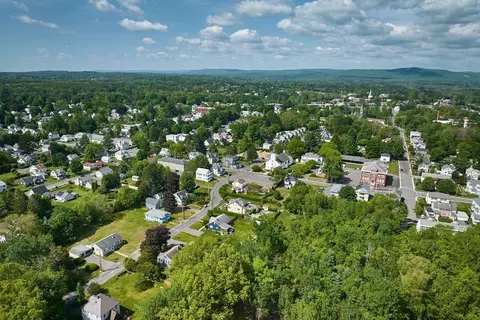 52 Knipfer Ave, Easthampton, MA 01027 photo 31