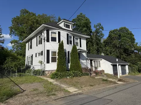 18 Buttonwoods Ter, Haverhill, MA 01830