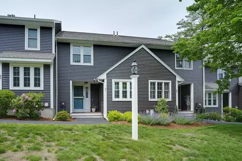 41 Laurelwood Dr #41, Hopedale, MA 01747