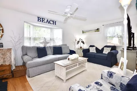 Living - 50 Highland Ave, Wareham, MA 02558 photo 3 of 3