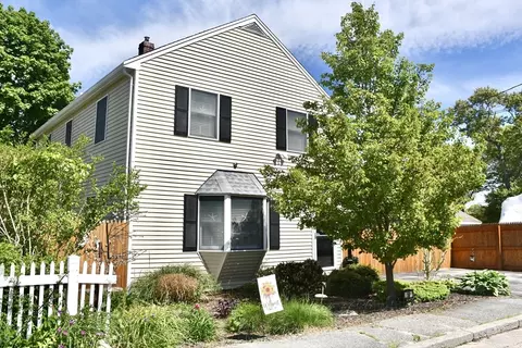 Exterior - 50 Highland Ave, Wareham, MA 02558 photo 2 of 12