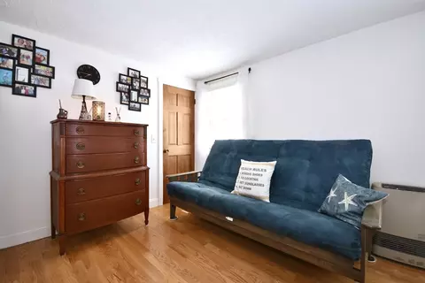 Bedroom - 50 Highland Ave, Wareham, MA 02558 photo 4 of 4