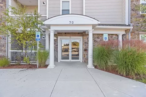 70 Trotter Rd #310, Weymouth, MA 02190