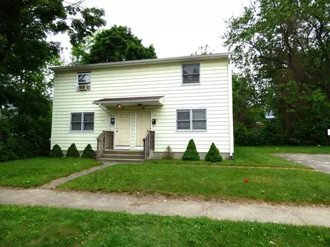26-28 Daniel St, Springfield, MA 01151