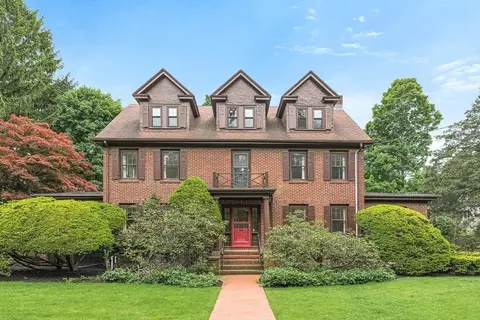 30 Rangeley Rd, Winchester, MA 01890