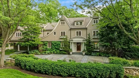 14 Greylock Rd, Wellesley, MA 02481