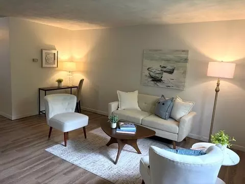 773 Massachusetts Ave #C9, Boxborough, MA 01719